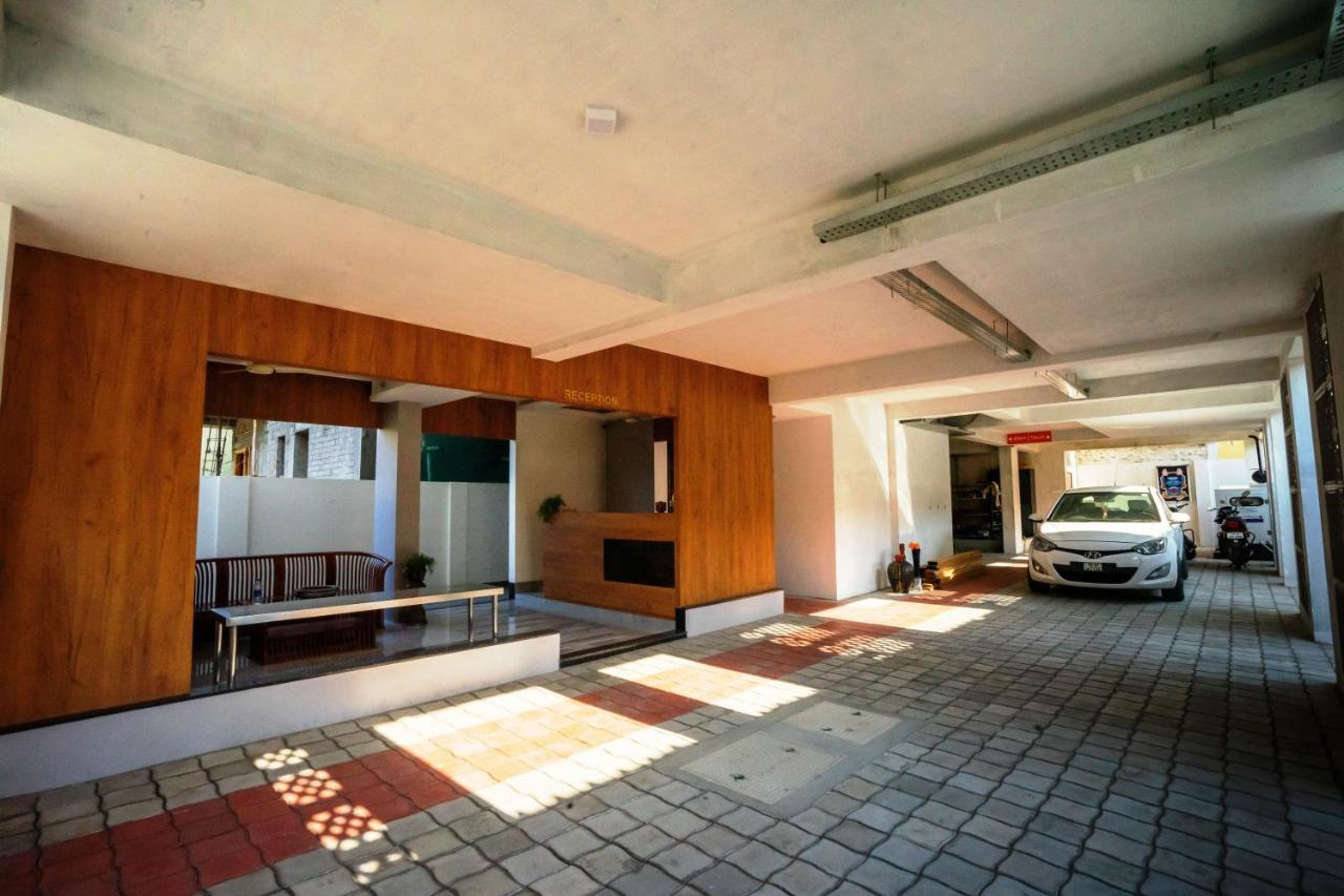 Sarvam Serviced Apartment Kojambuttúr Kültér fotó